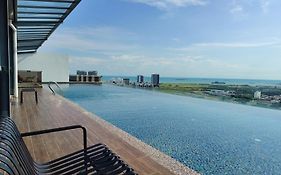 Malacca Infinity Pool Level 36 2-6 Pax 5Minjonker